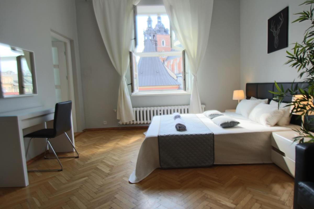 Main Market Square Apartments คราคูฟ ภายนอก รูปภาพ